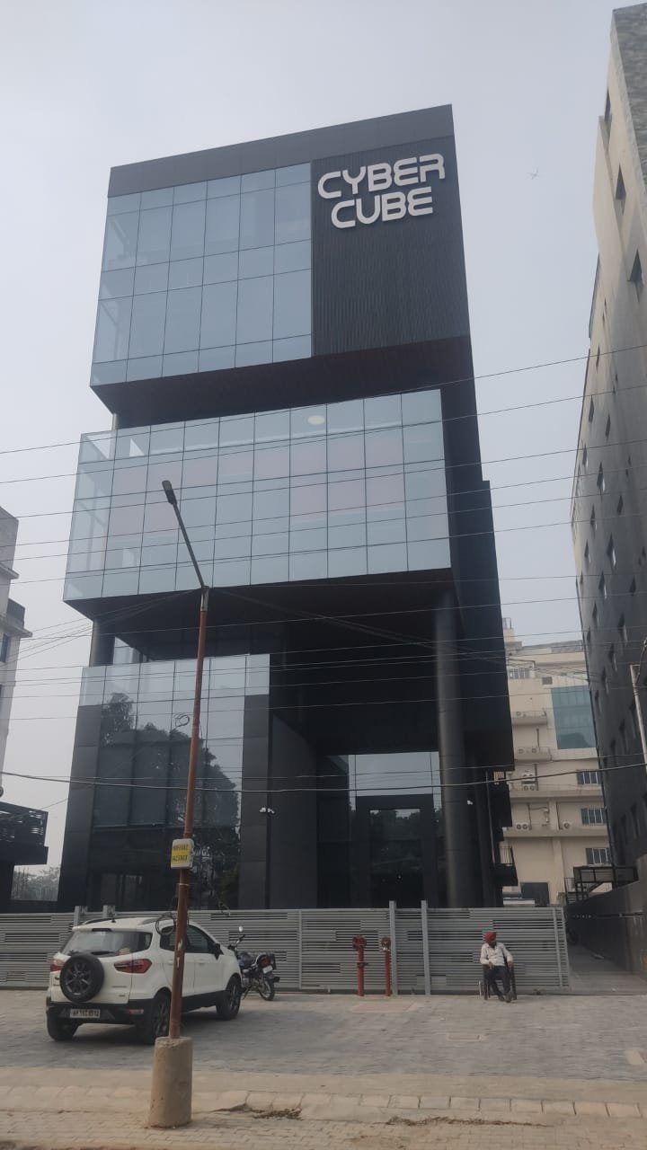 WhatsApp Image 2025-09-18 at 14.58.22_937623c6