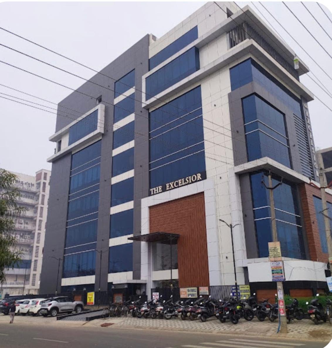 WhatsApp Image 2025-10-14 at 16.21.30_254e3008